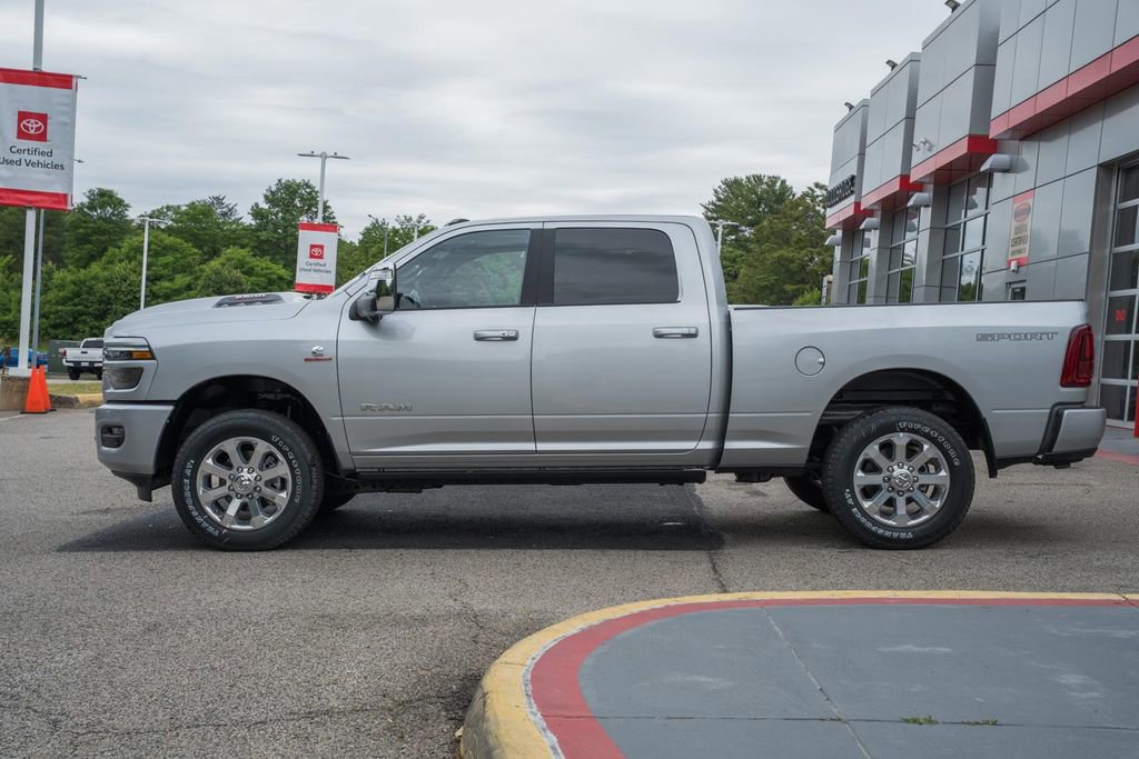 New 2026 RAM 2500 Laramie AWD/4WD image 4