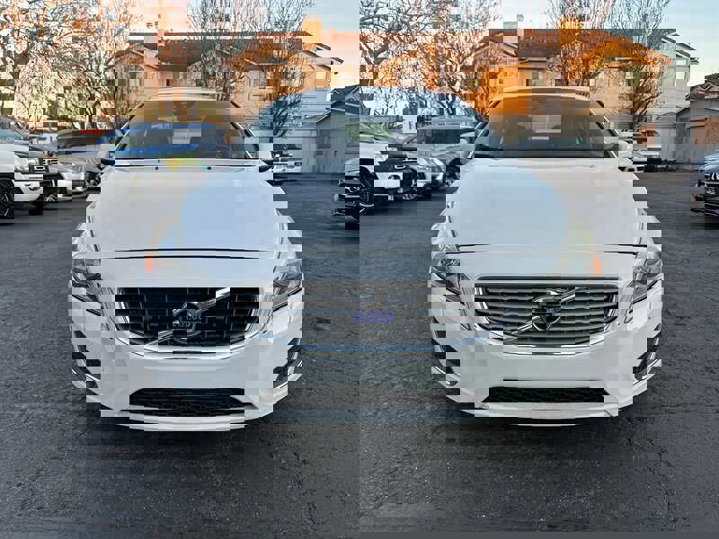 Used 2011 Volvo S60 T6 AWD/4WD image 2