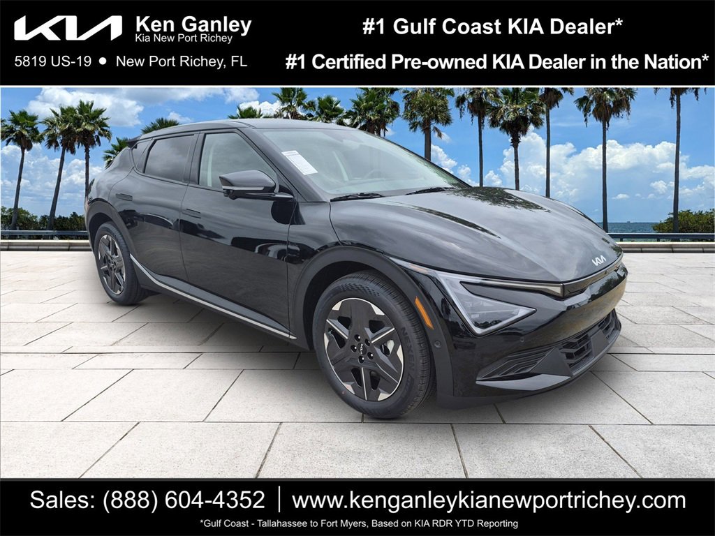 New 2025 Kia EV6 Light w/ Light LR Technology Package