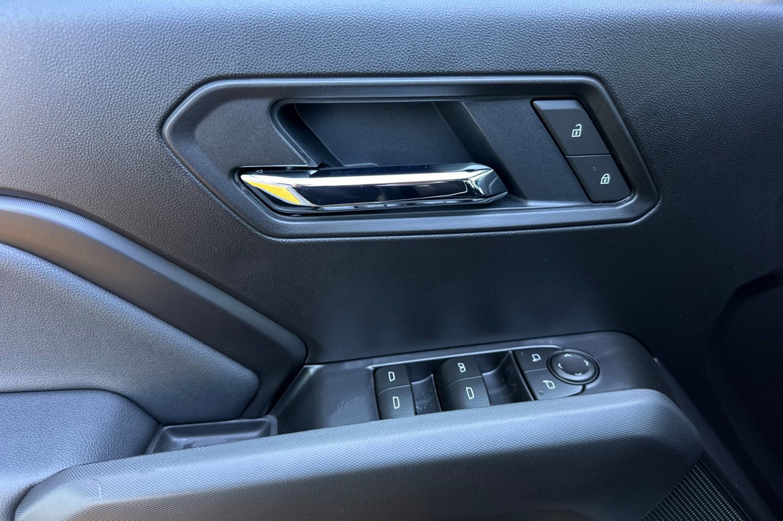 New 2026 Chevrolet Colorado LT image 11