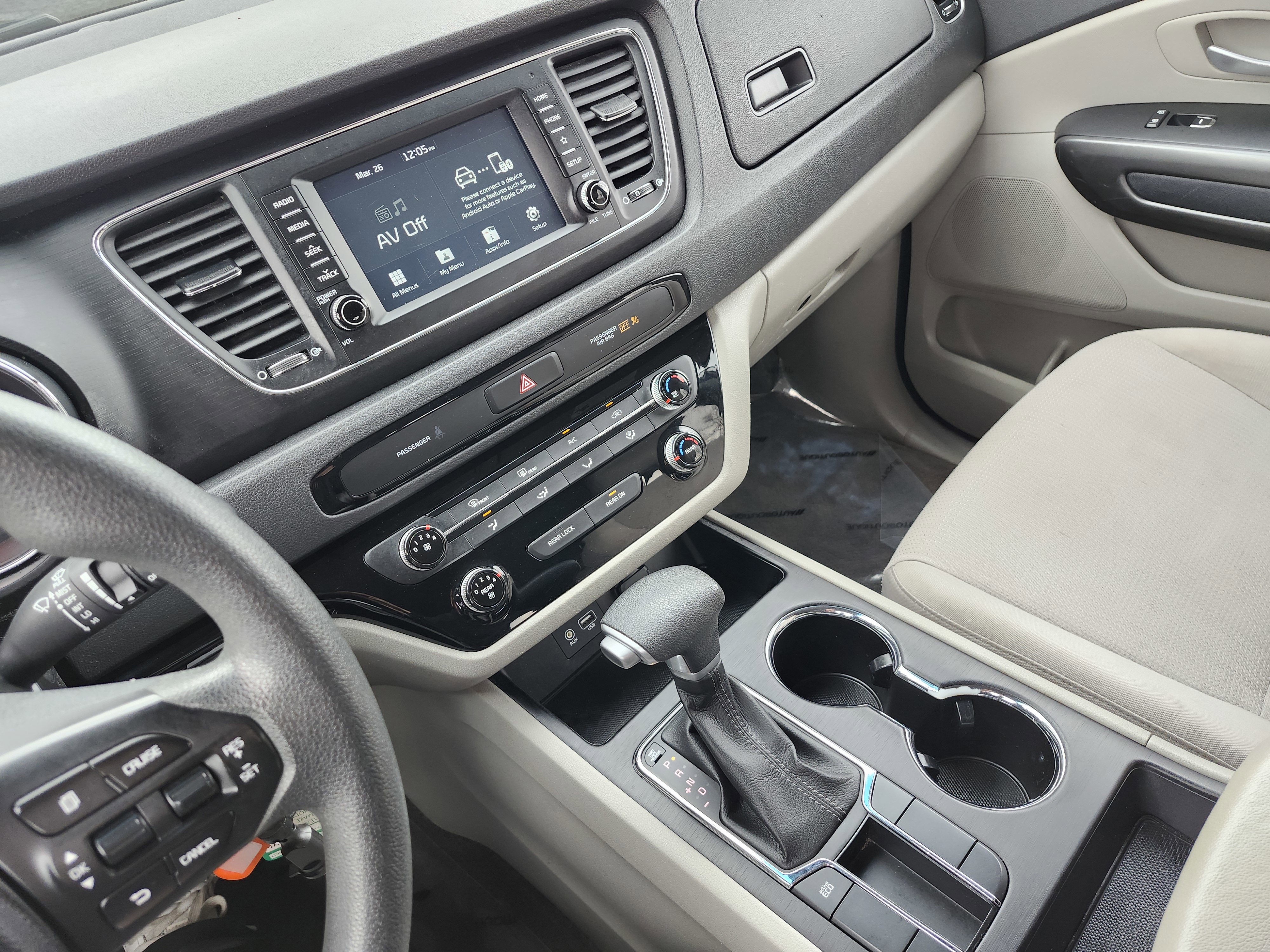 Used 2021 Kia Sedona LX image 27