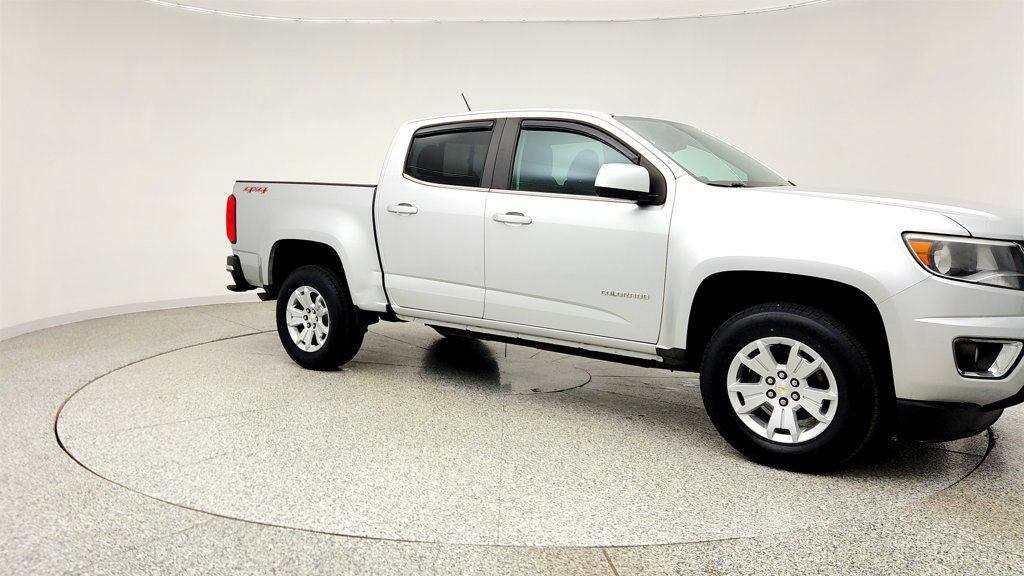 Used 2017 Chevrolet Colorado LT w/ LT Convenience Package AWD/4WD image 3