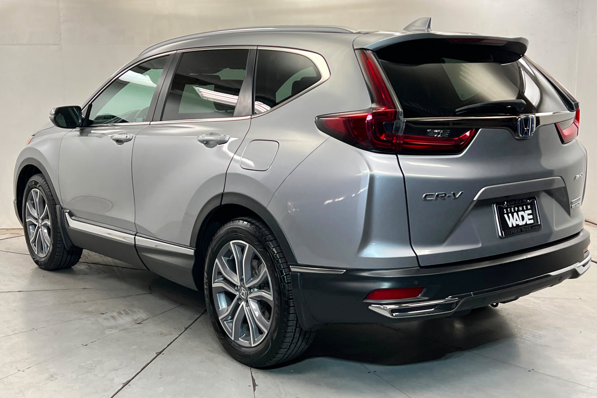 Used 2022 Honda CR-V Touring image 3