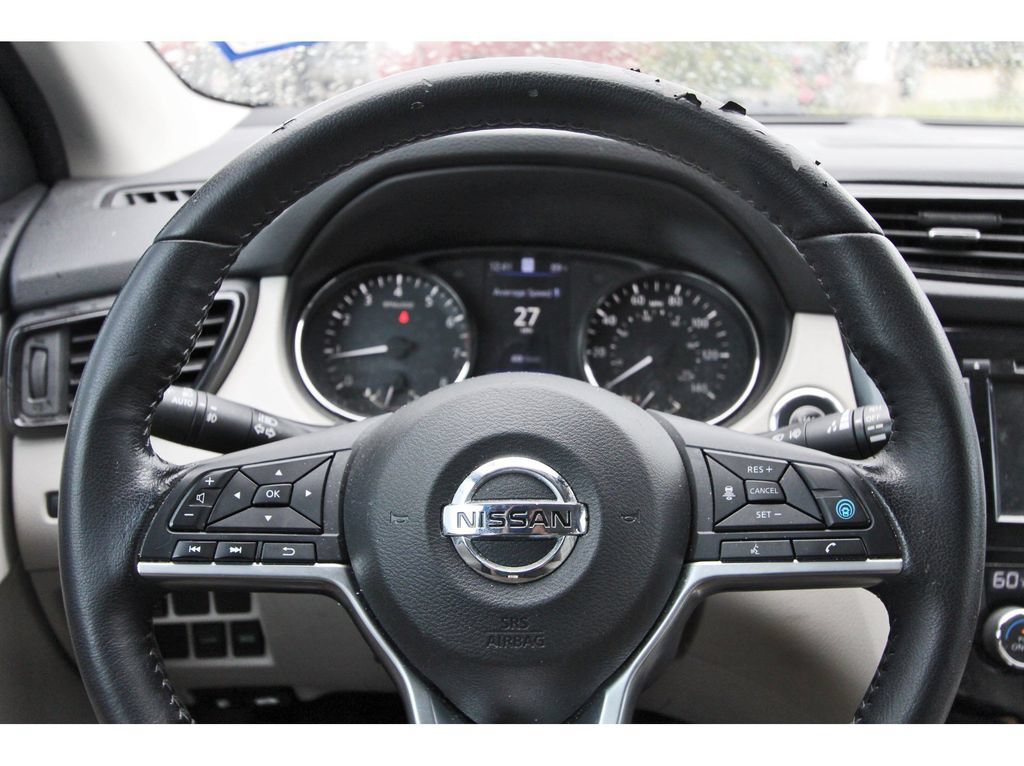 Used 2020 Nissan Rogue Sport SL w/ Premium Package FWD image 12