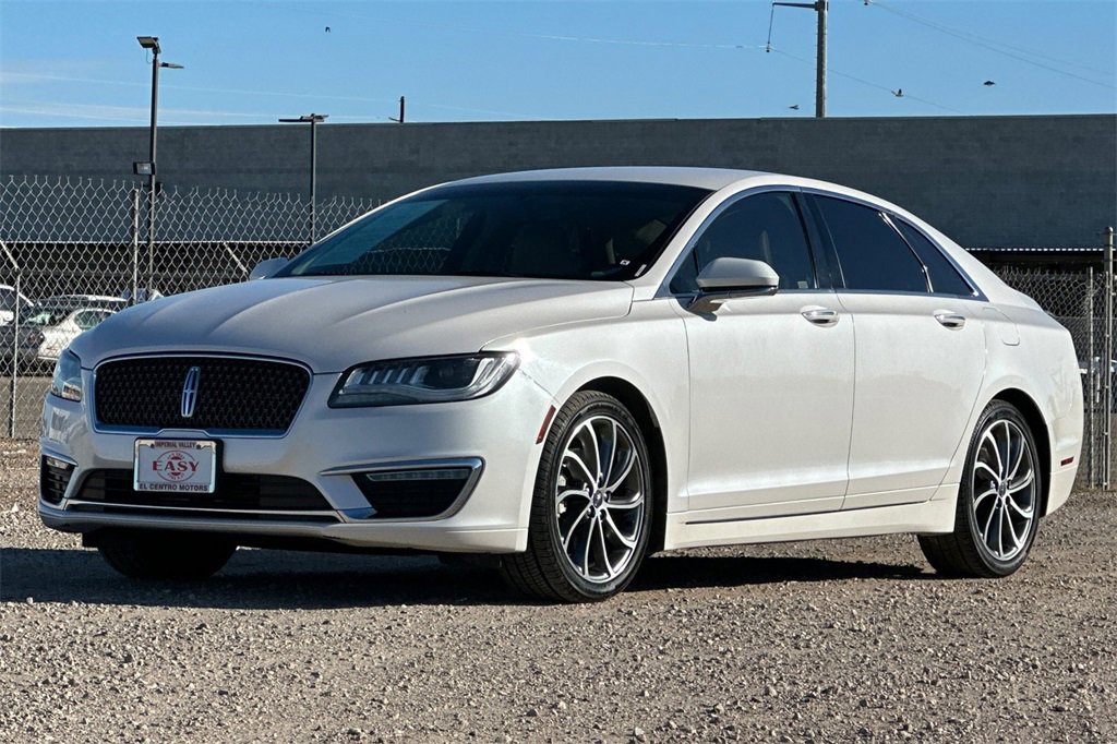 Used 2018 Lincoln MKZ Premiere image 9