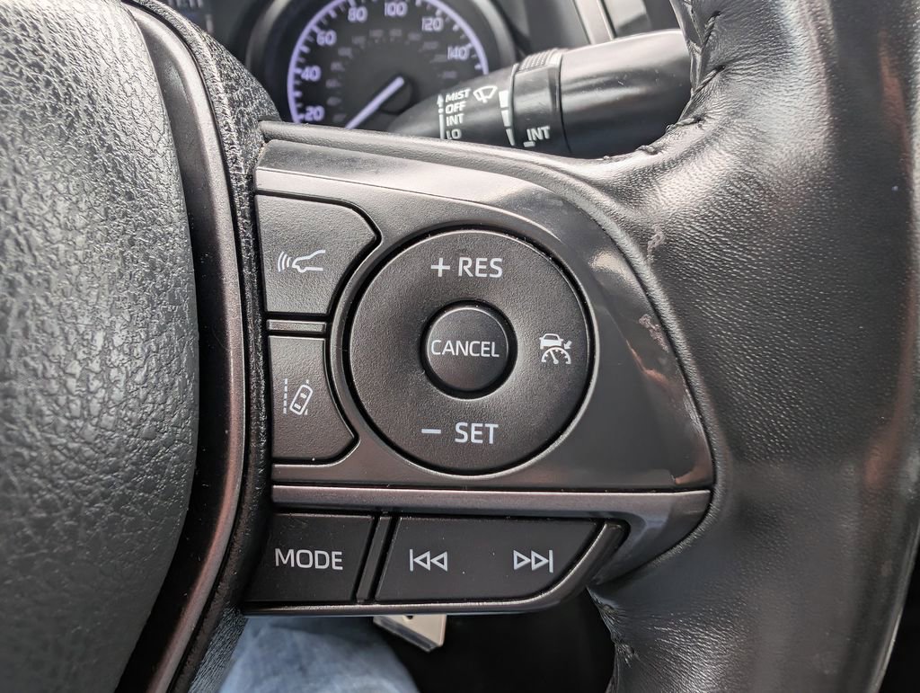 Used 2023 Toyota Camry SE FWD image 24