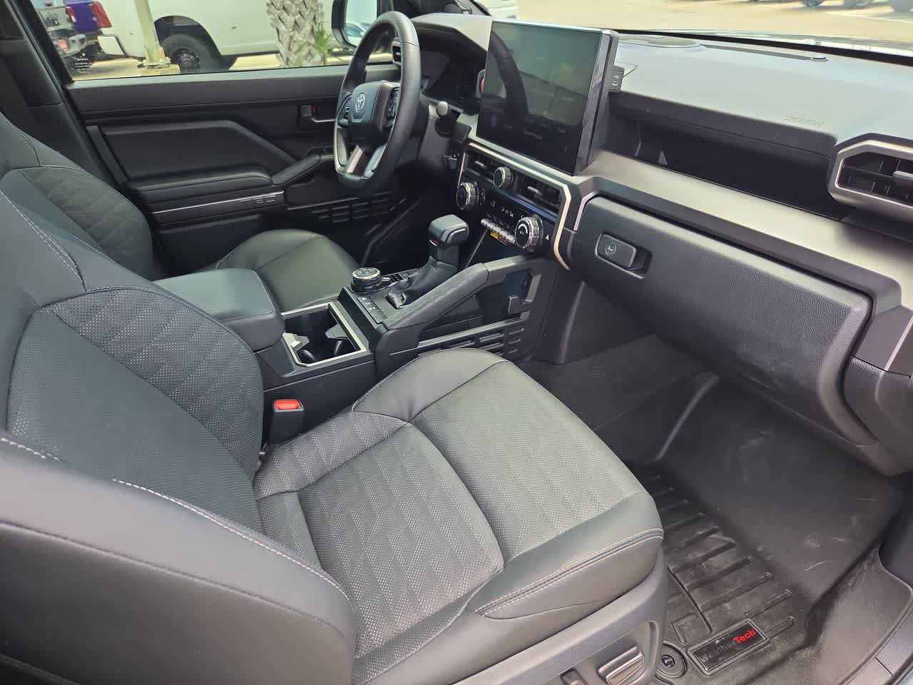 Used 2025 Toyota 4Runner TRD Off-Road Premium AWD/4WD image 22