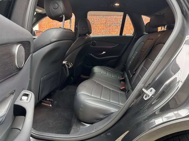 Used 2022 Mercedes-Benz GLC 300 4MATIC w/ Multimedia Package Lite image 24