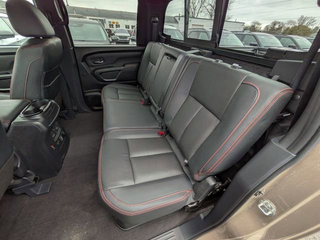 Used 2022 Nissan Titan PRO-4X w/ Pro-4x Convenience Package AWD/4WD image 16