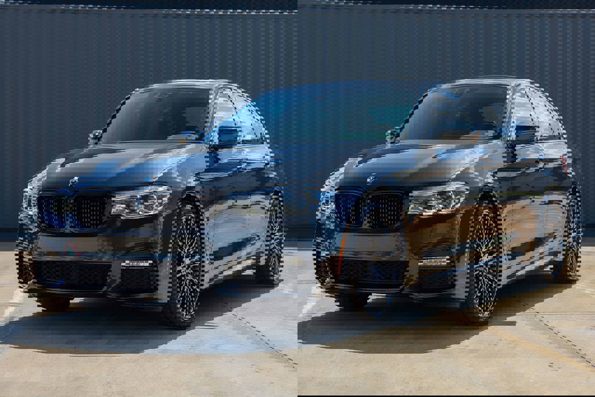 Used 2018 BMW 540i image 4