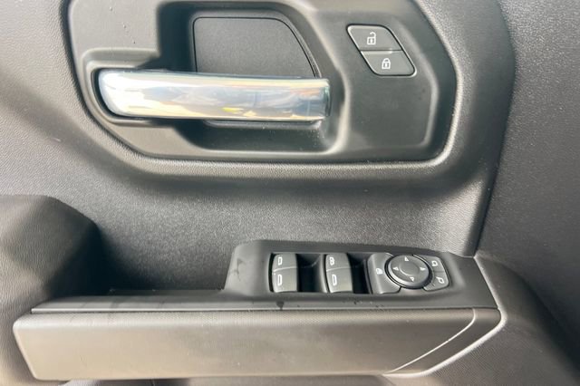 Used 2023 Chevrolet Silverado 1500 Custom image 11