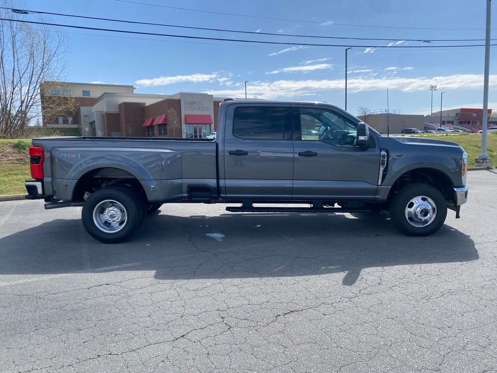 New 2026 Ford F350 XLT w/ 360-Degree Camera Package image 8