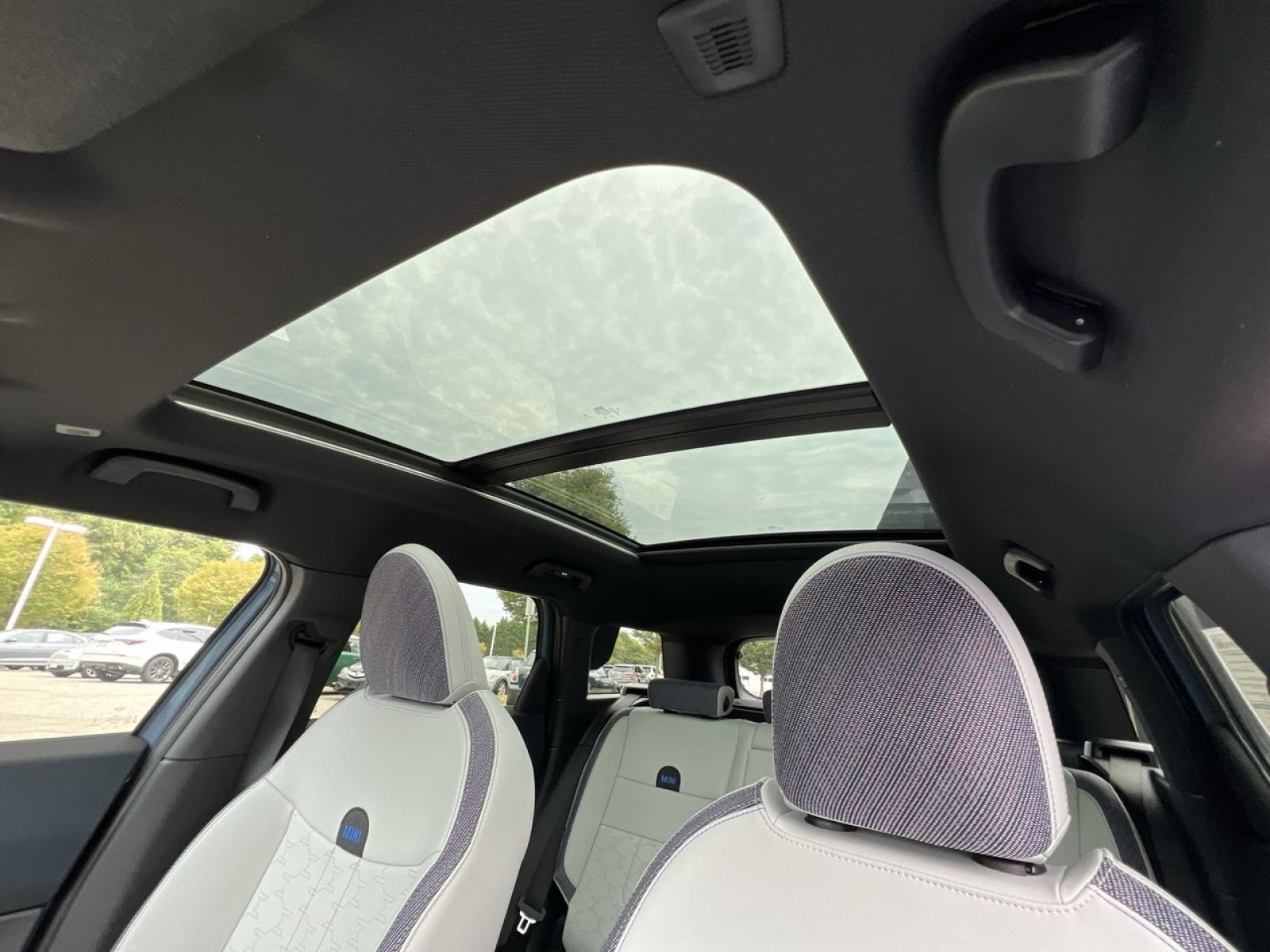 New 2026 MINI Cooper Countryman S w/ Comfort Package Max image 21