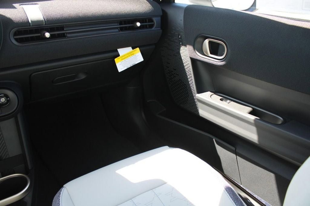 Used 2025 MINI Cooper S FWD image 9
