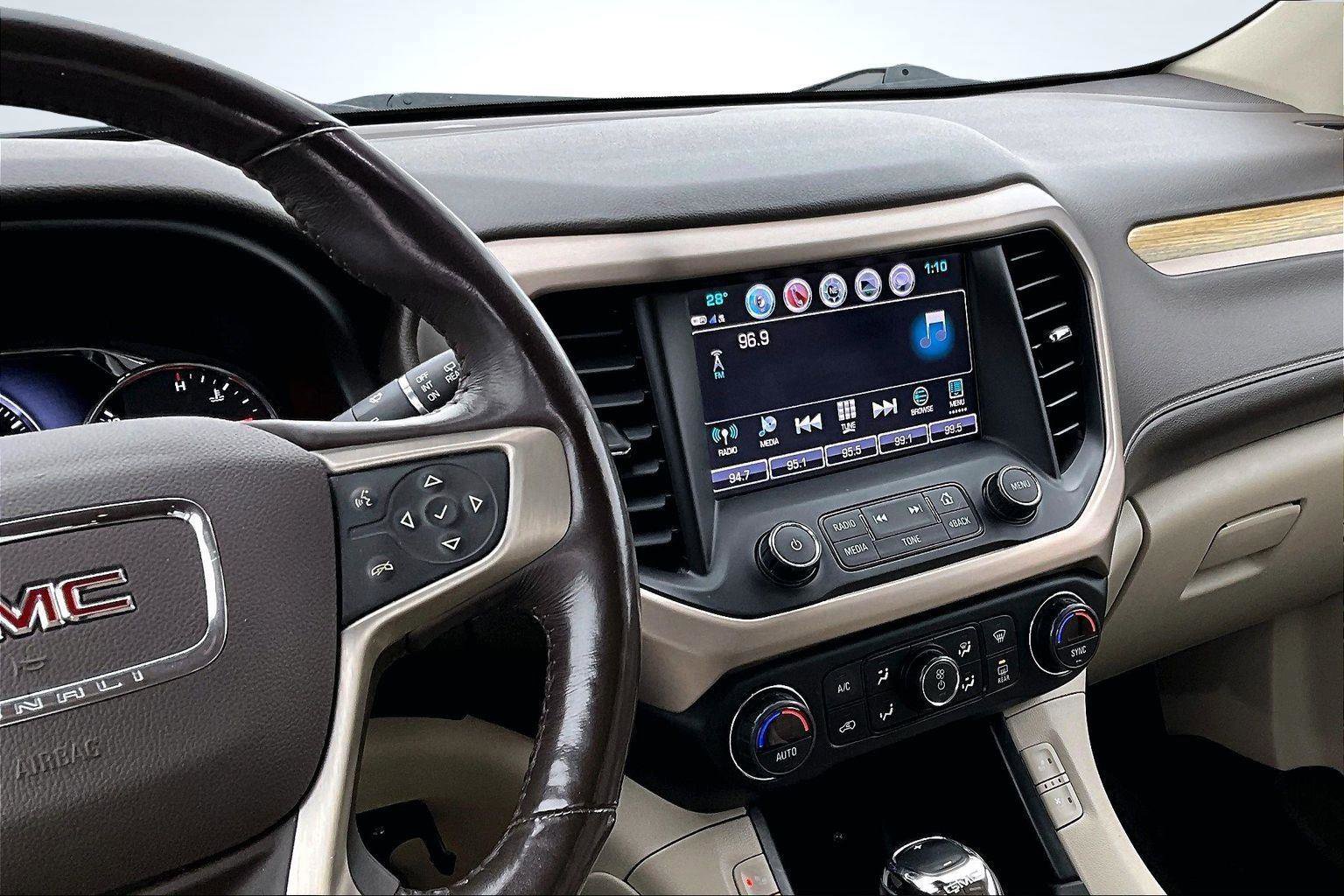 Used 2019 GMC Acadia Denali w/ Technology Package image 6