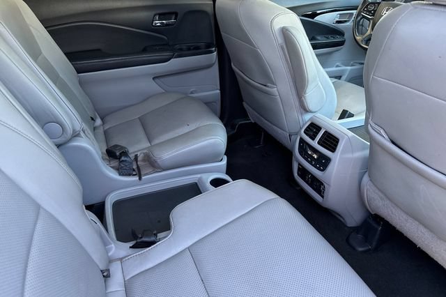 Used 2019 Honda Pilot Elite image 19