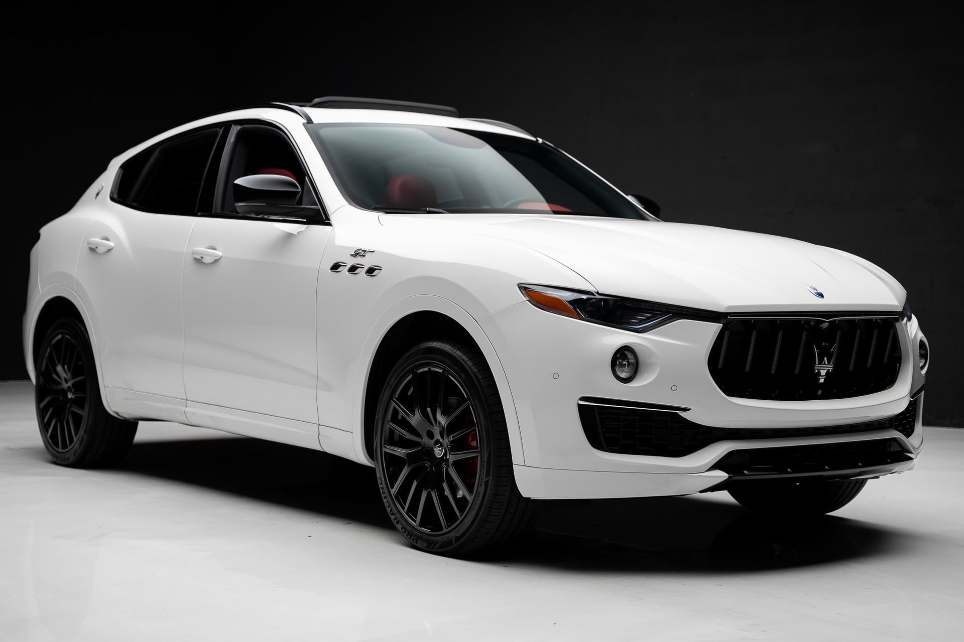 Used 2022 Maserati Levante GT AWD/4WD image 91