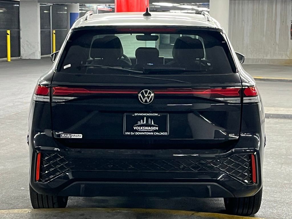 New 2025 Volkswagen Tiguan SE R-Line image 35