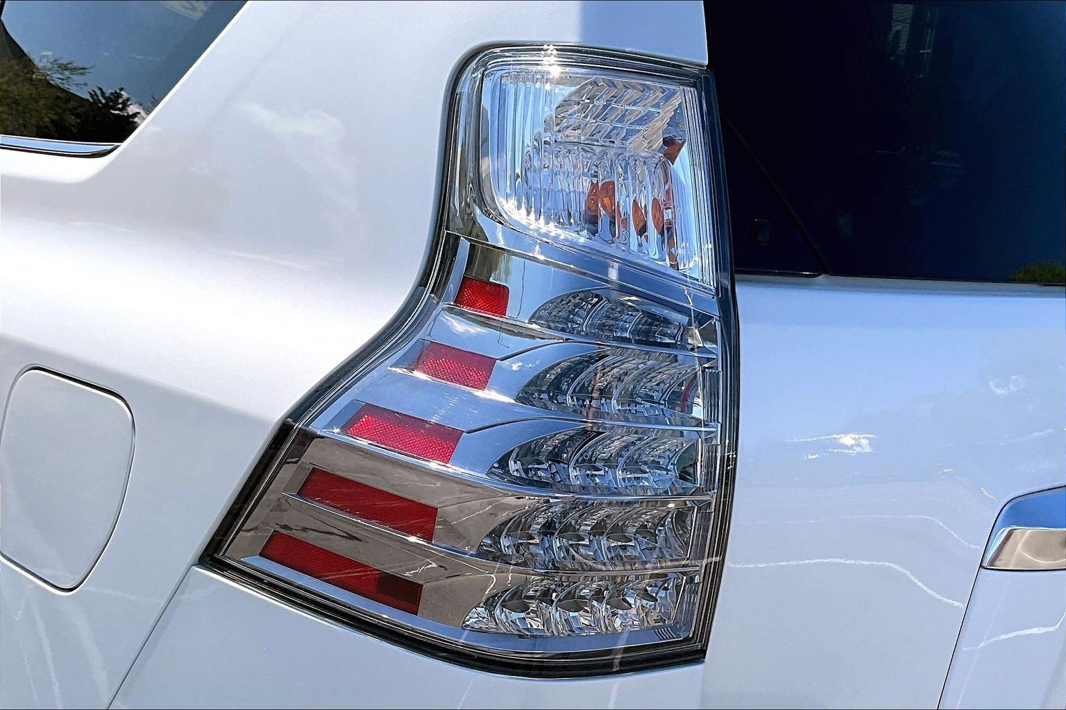 Used 2022 Lexus GX 460 Premium w/ Premium Plus Package AWD/4WD image 28