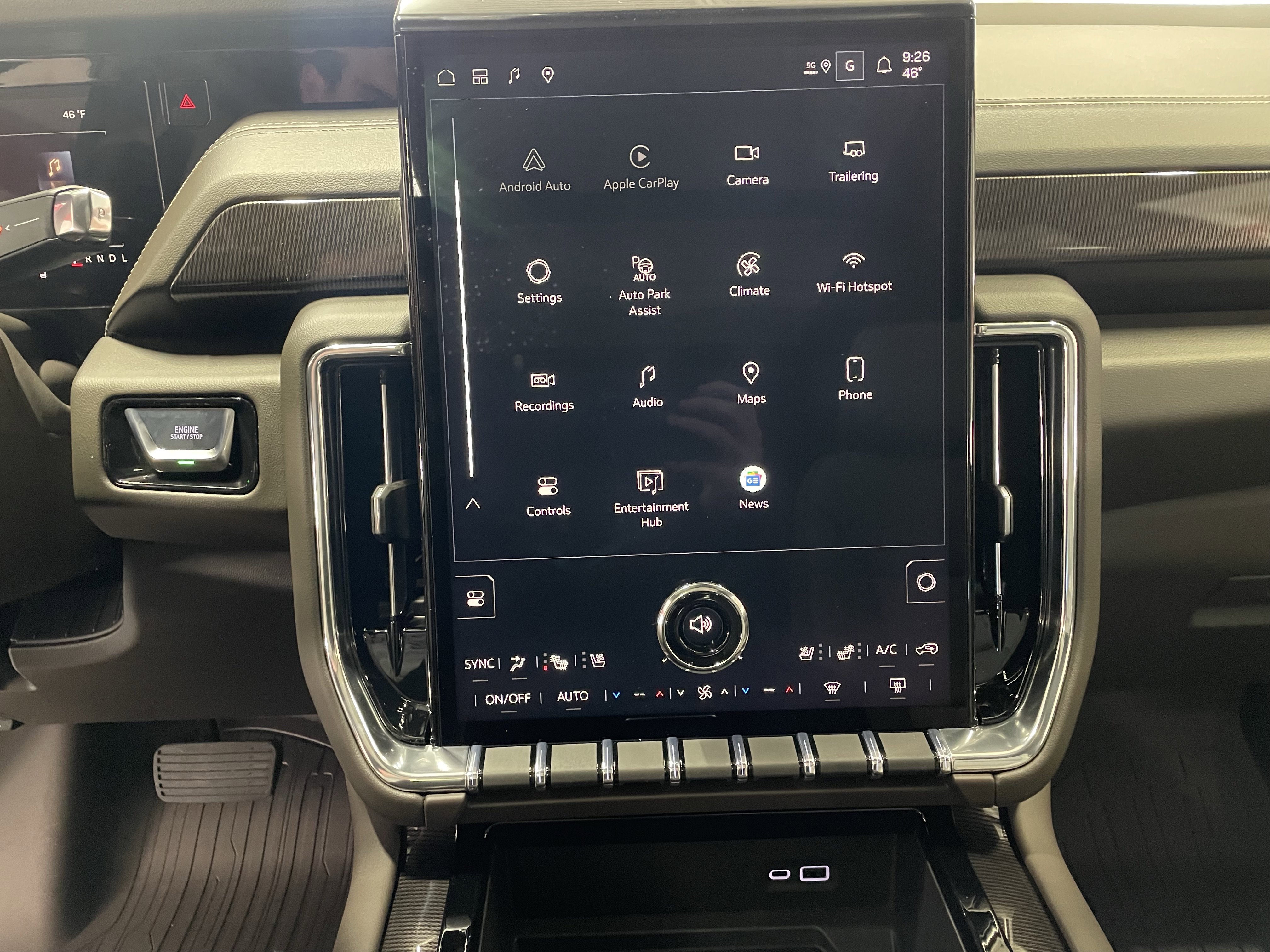 New 2026 GMC Yukon XL Elevation w/ Elevation Premium Package image 20