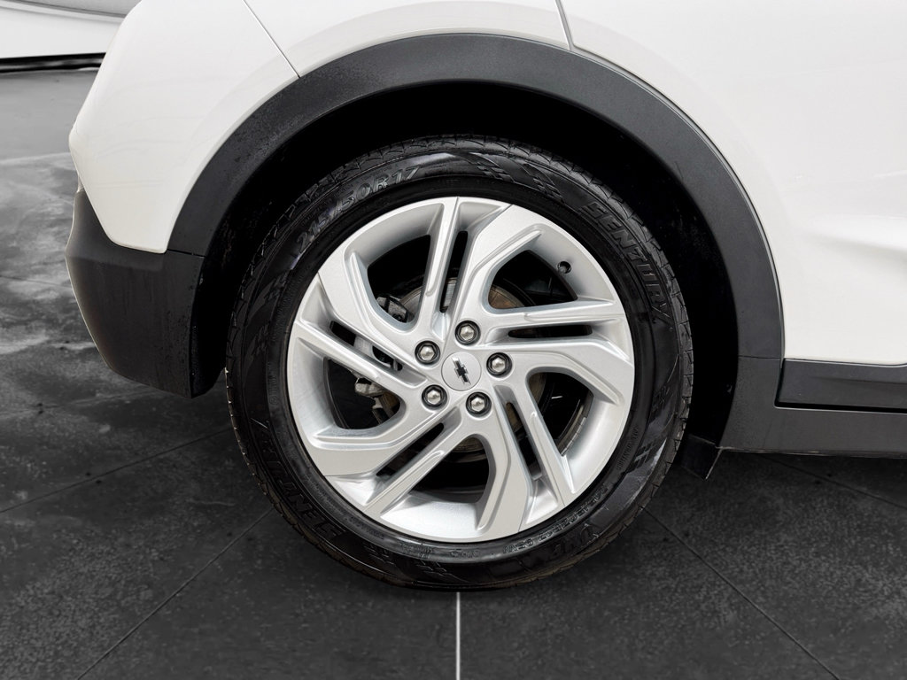 Used 2022 Chevrolet Bolt LT FWD image 33