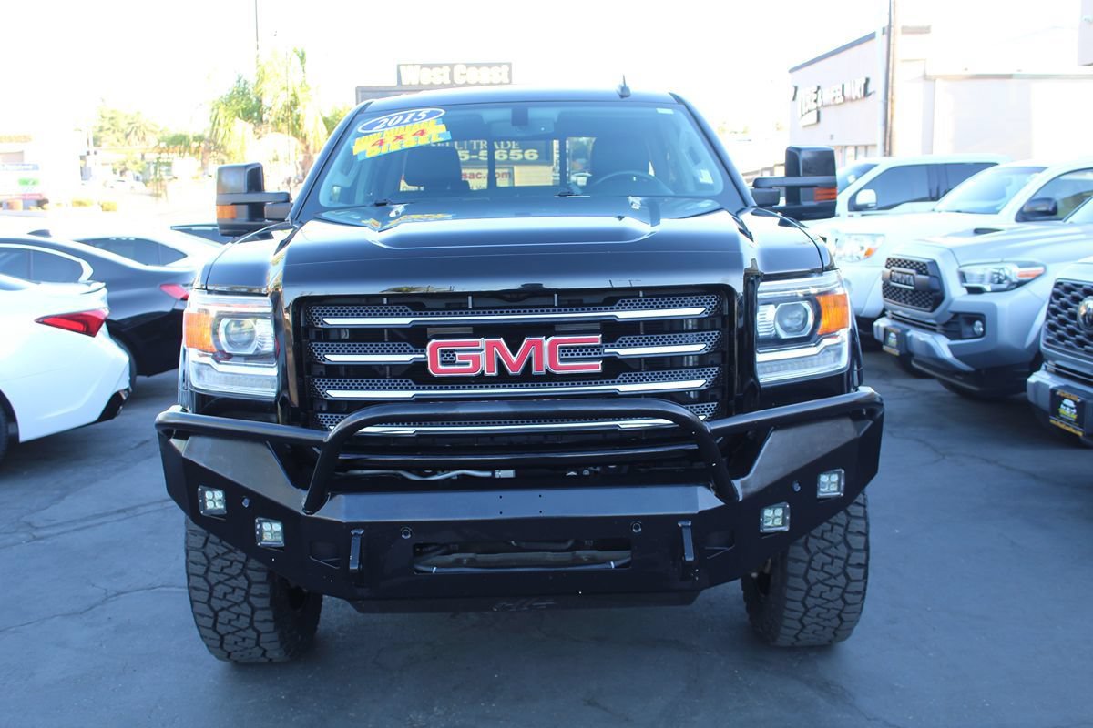 Used 2015 GMC Sierra 2500 SLT w/ Duramax Plus Package AWD/4WD image 3