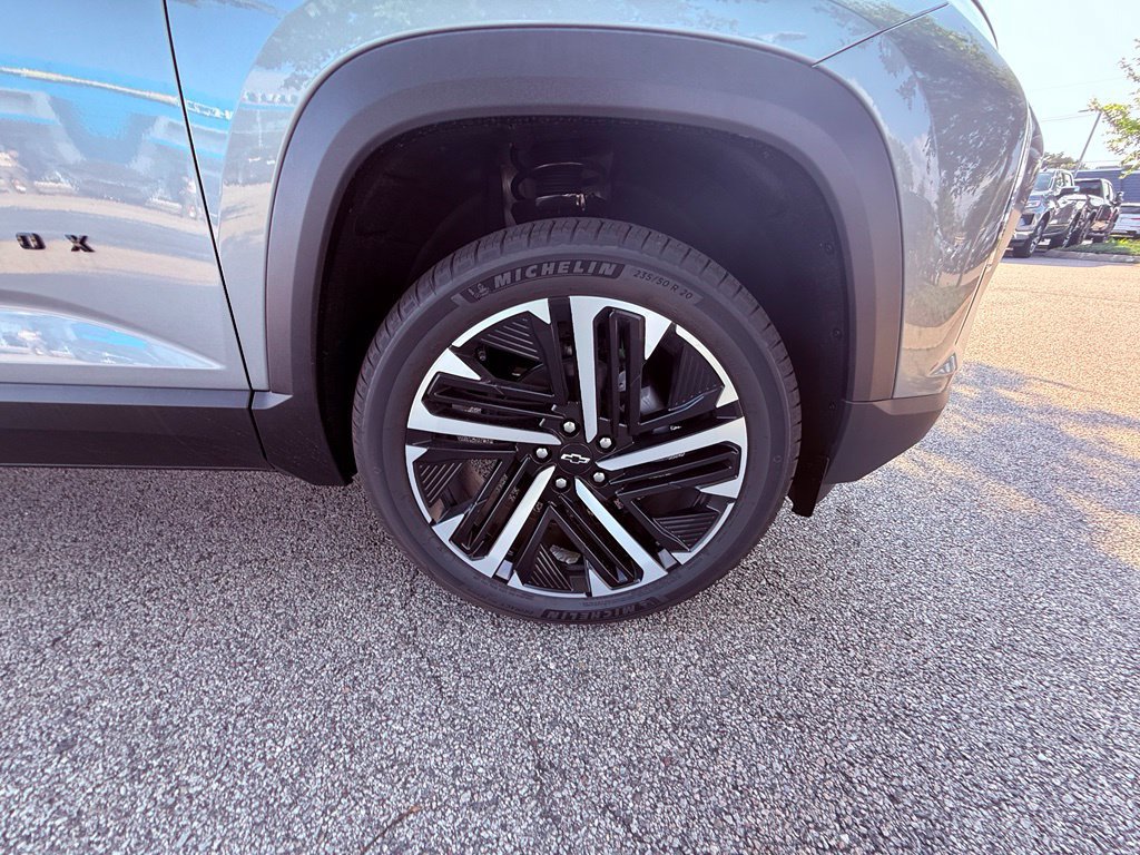 New 2027 Chevrolet Equinox RS w/ Safety and Technology Package AWD/4WD image 34
