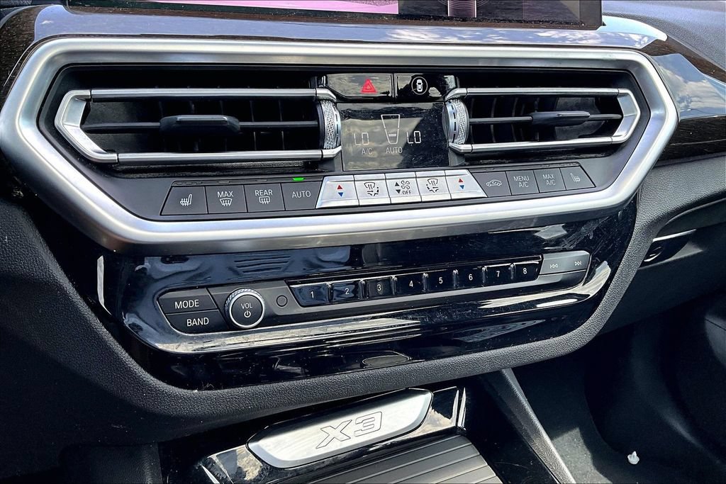 Used 2023 BMW X3 sDrive30i w/ Premium Package RWD image 22