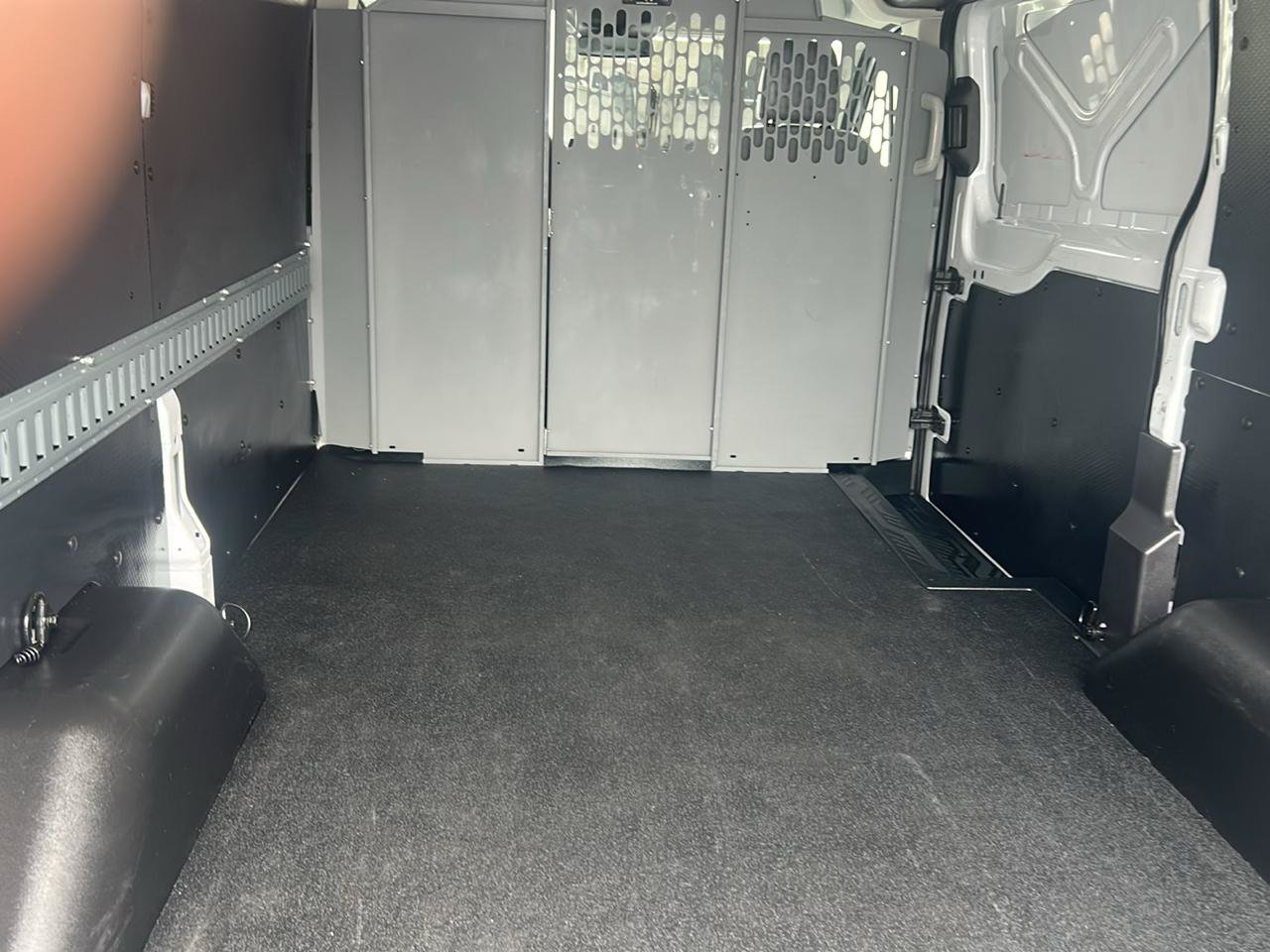 Used 2019 Ford Transit 150 130 Low Roof RWD image 9