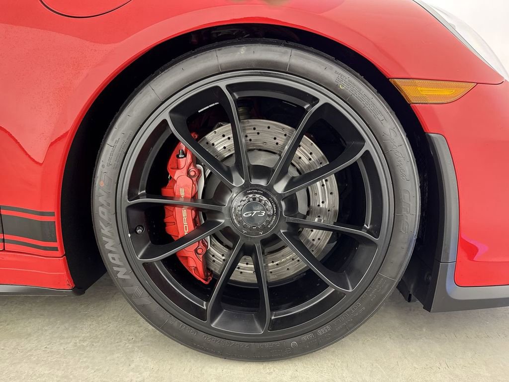 Certified 2018 Porsche 911 GT3 image 15