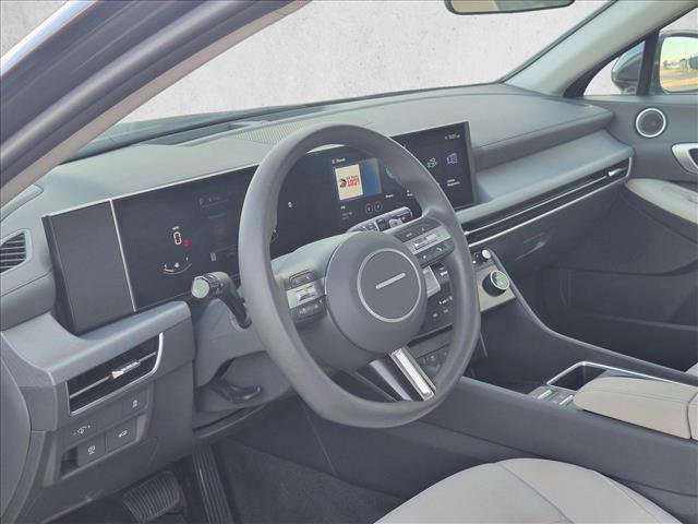 Used 2025 Hyundai Sonata SEL FWD image 8