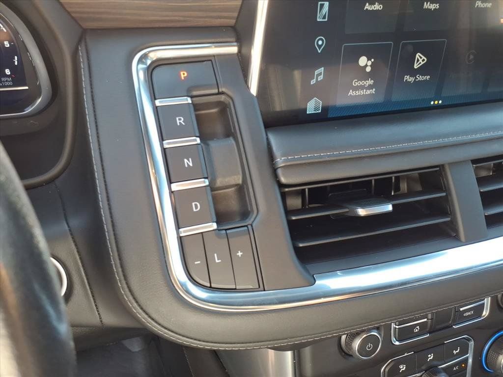 Used 2023 Chevrolet Tahoe Z71 w/ Luxury Package AWD/4WD image 29