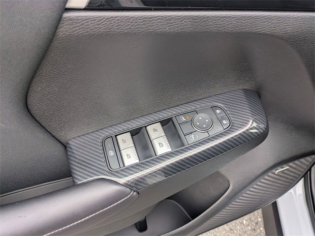 New 2025 Mitsubishi Outlander ES image 14