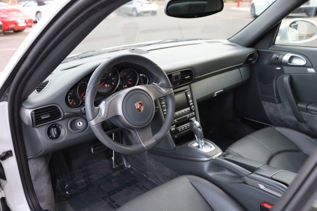 Used 2009 Porsche 911 Carrera image 24