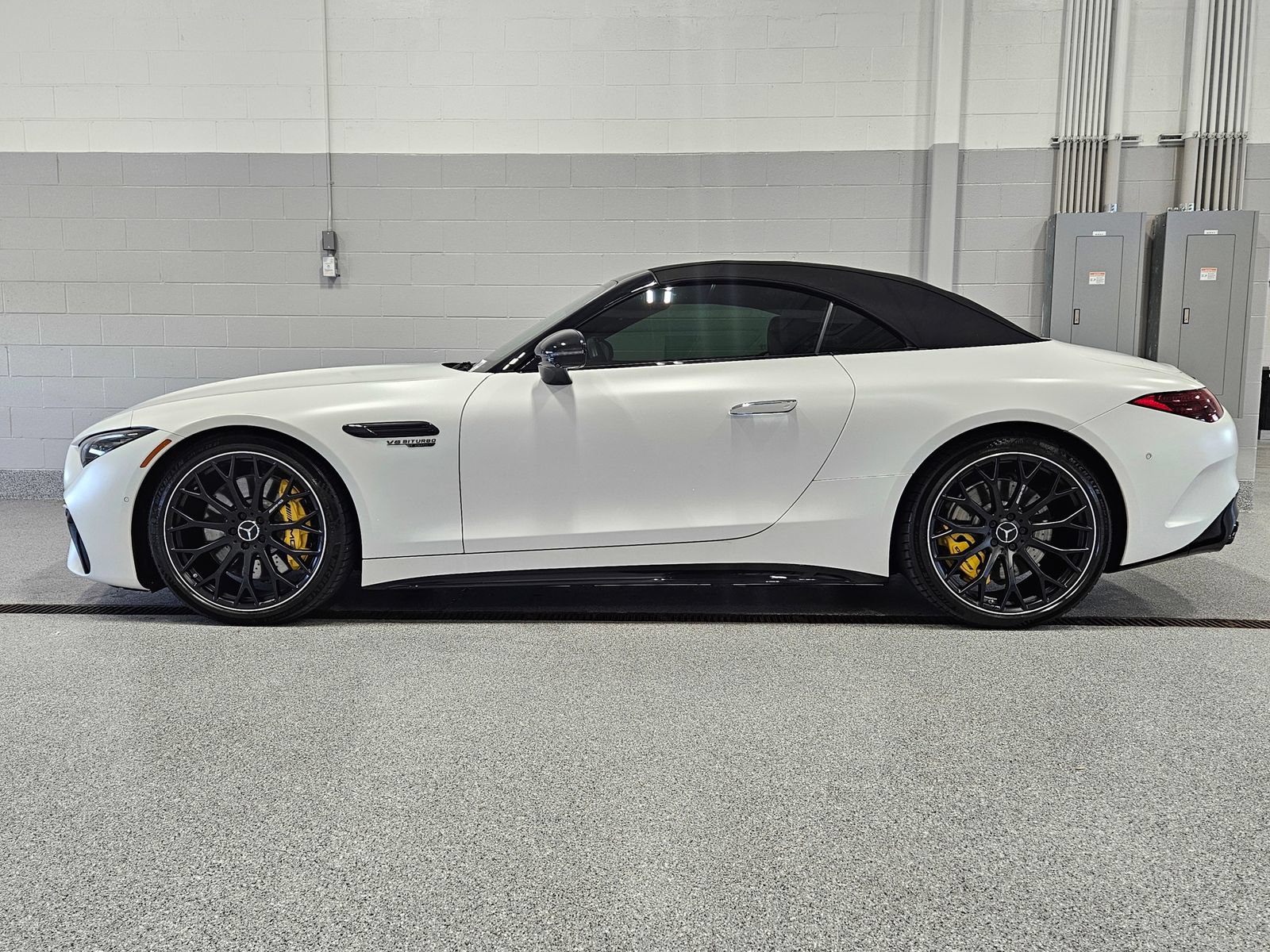Certified 2022 Mercedes-Benz SL 63 AMG 4MATIC image 7