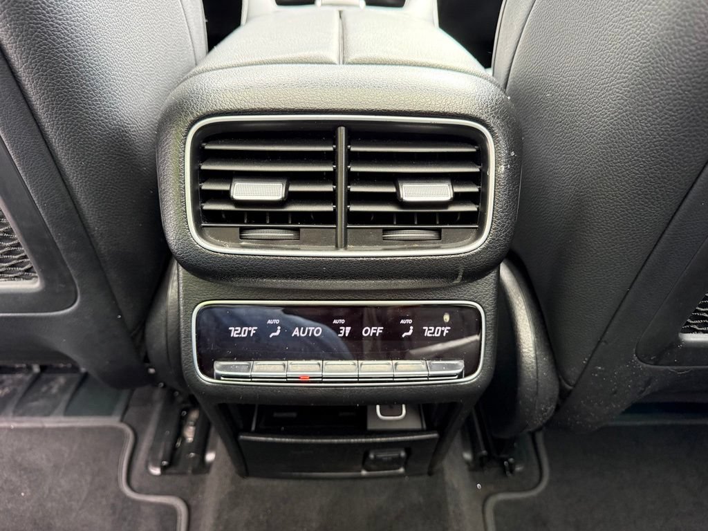 Used 2022 Mercedes-Benz GLS 450 4MATIC image 22
