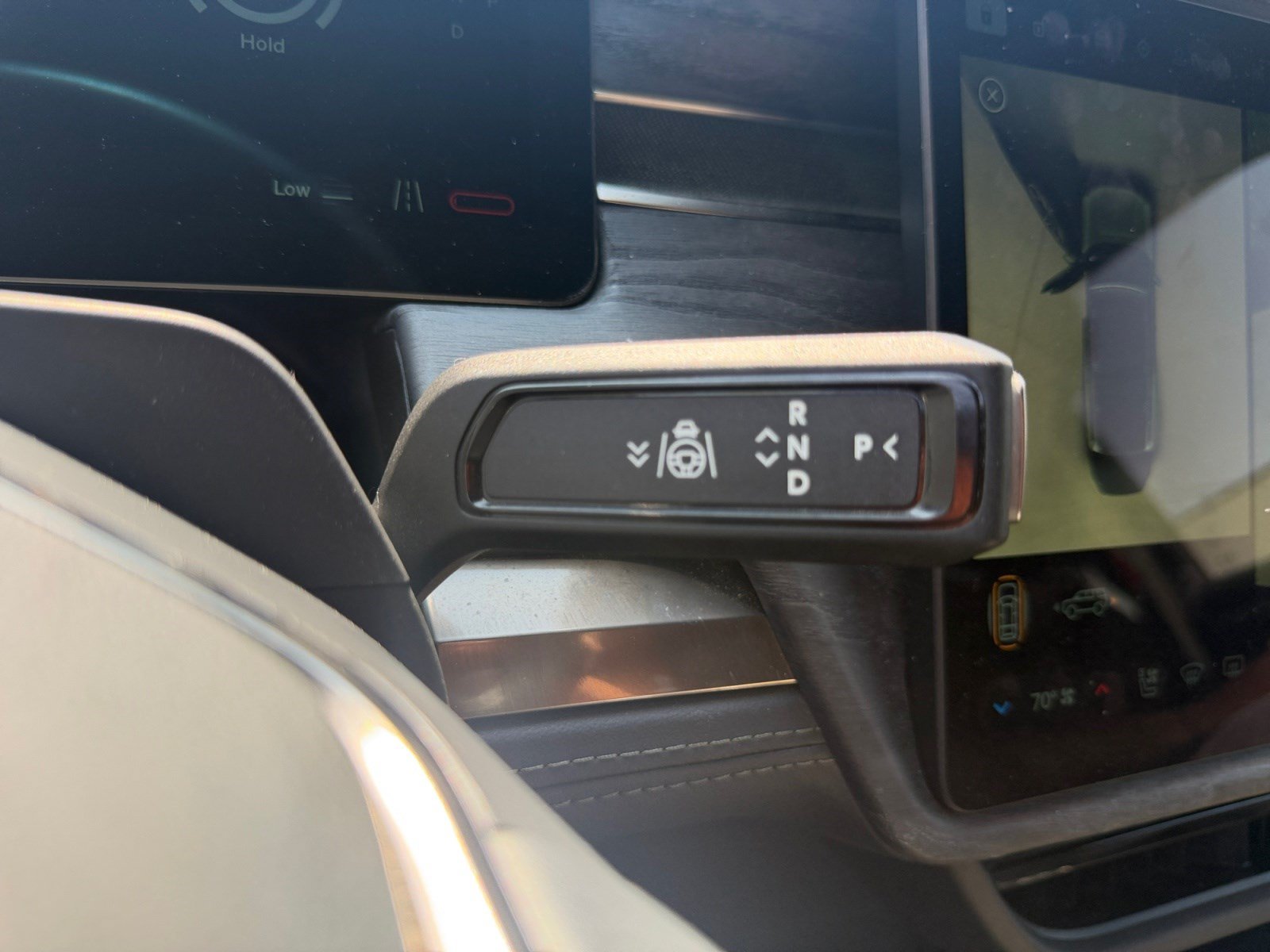 Used 2022 Rivian R1S Launch Edition AWD/4WD image 30