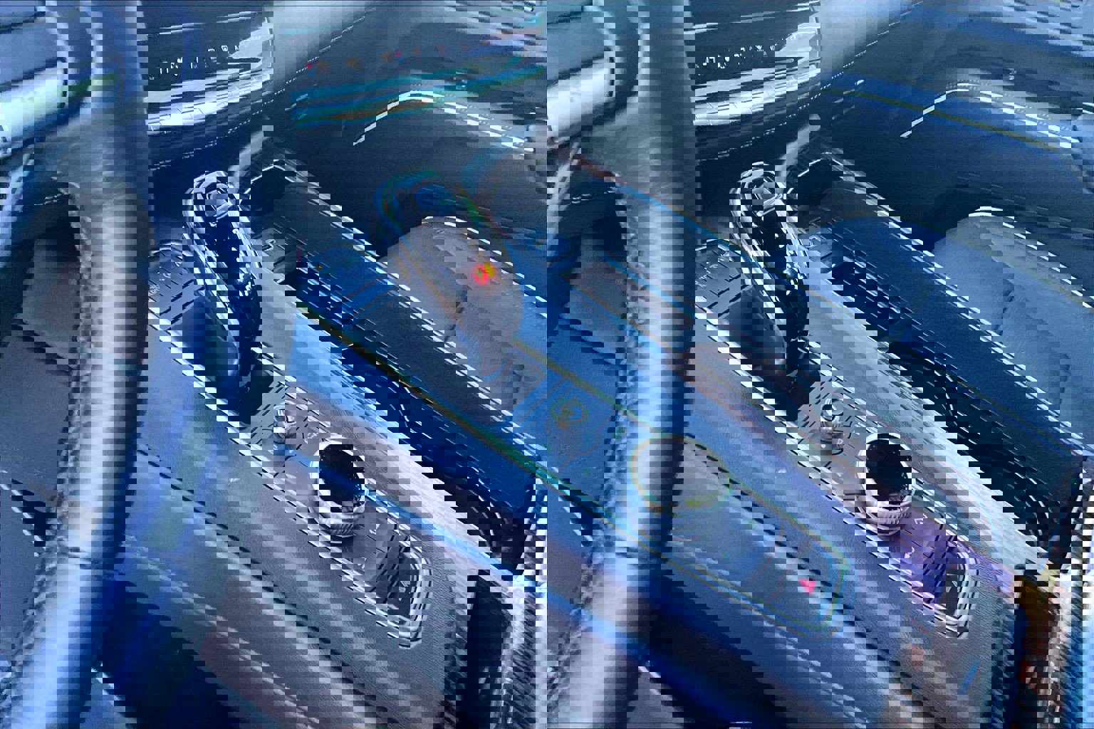 Used 2024 Cadillac Escalade ESV Premium Luxury image 16