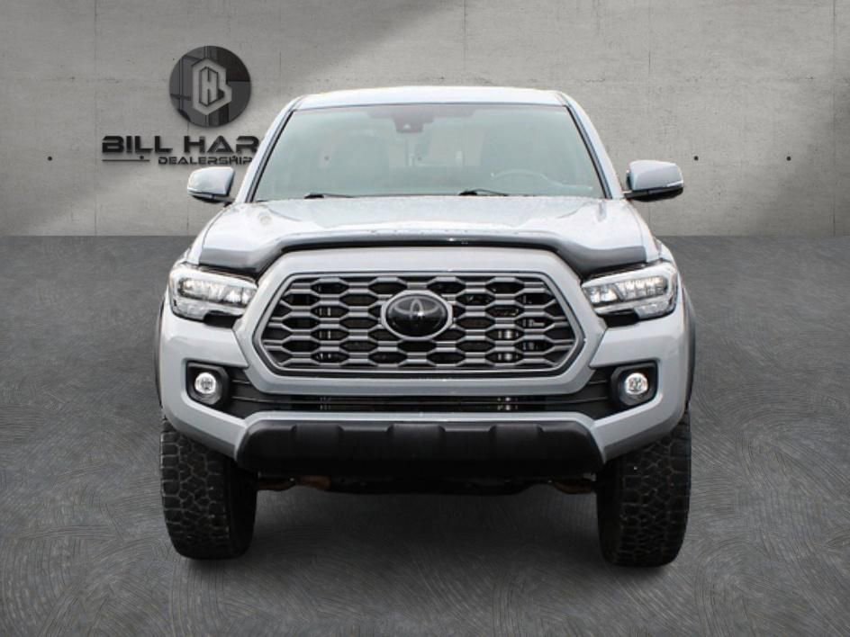 Used 2021 Toyota Tacoma TRD Off-Road w/ Technology Package AWD/4WD image 2