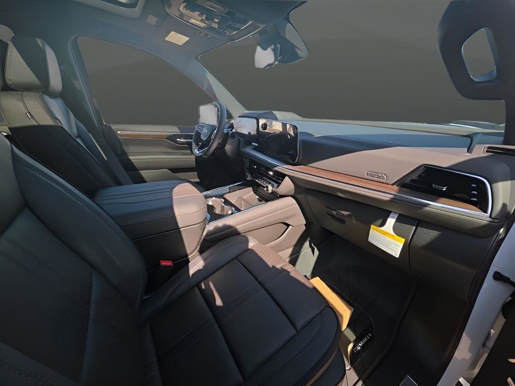 New 2026 Chevrolet Suburban High Country AWD/4WD image 19