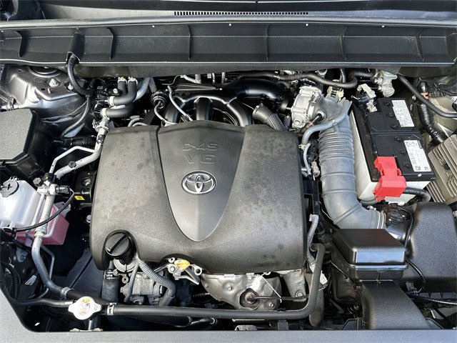Used 2022 Toyota Highlander XLE image 18