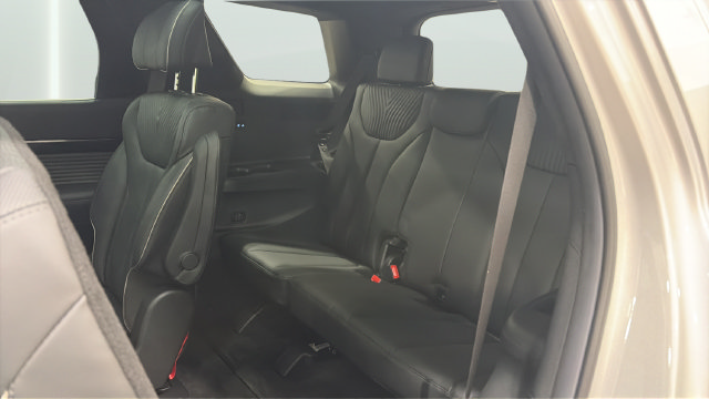 Used 2025 Hyundai Palisade Calligraphy AWD/4WD image 36