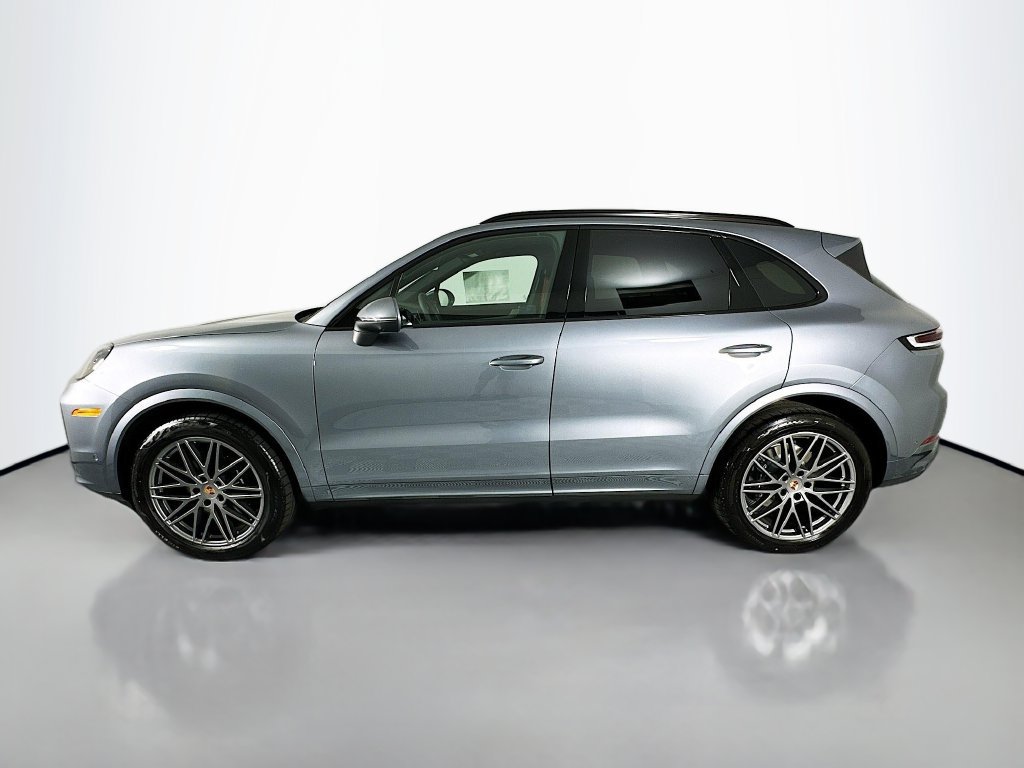 New 2026 Porsche Cayenne AWD/4WD image 2