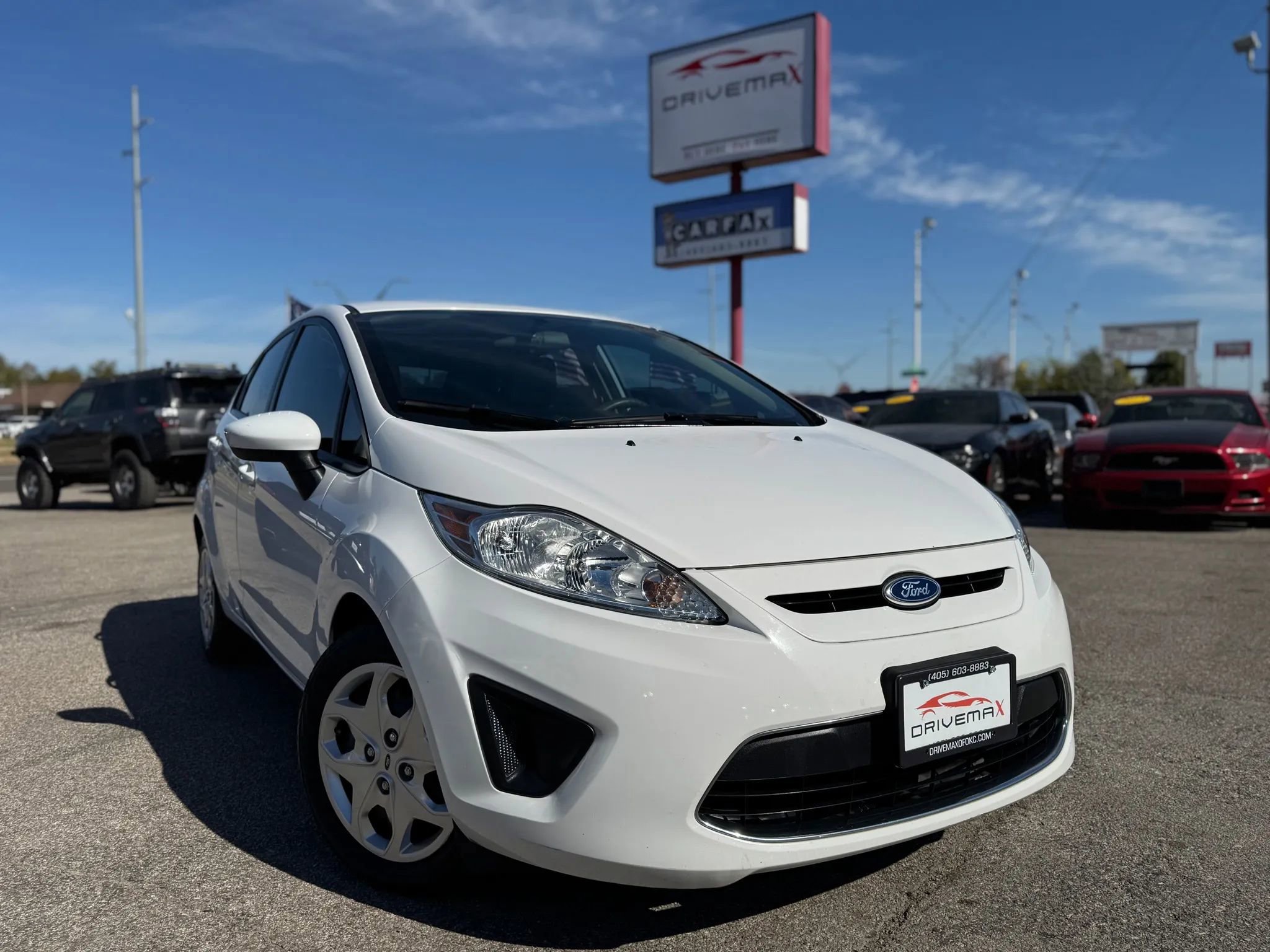 Used 2012 Ford Fiesta SE image 1