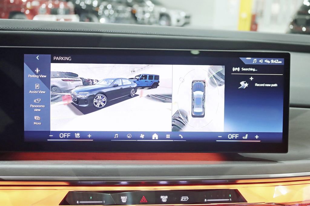 Used 2023 BMW i7 xDrive60 w/ Executive Package 2 image 22