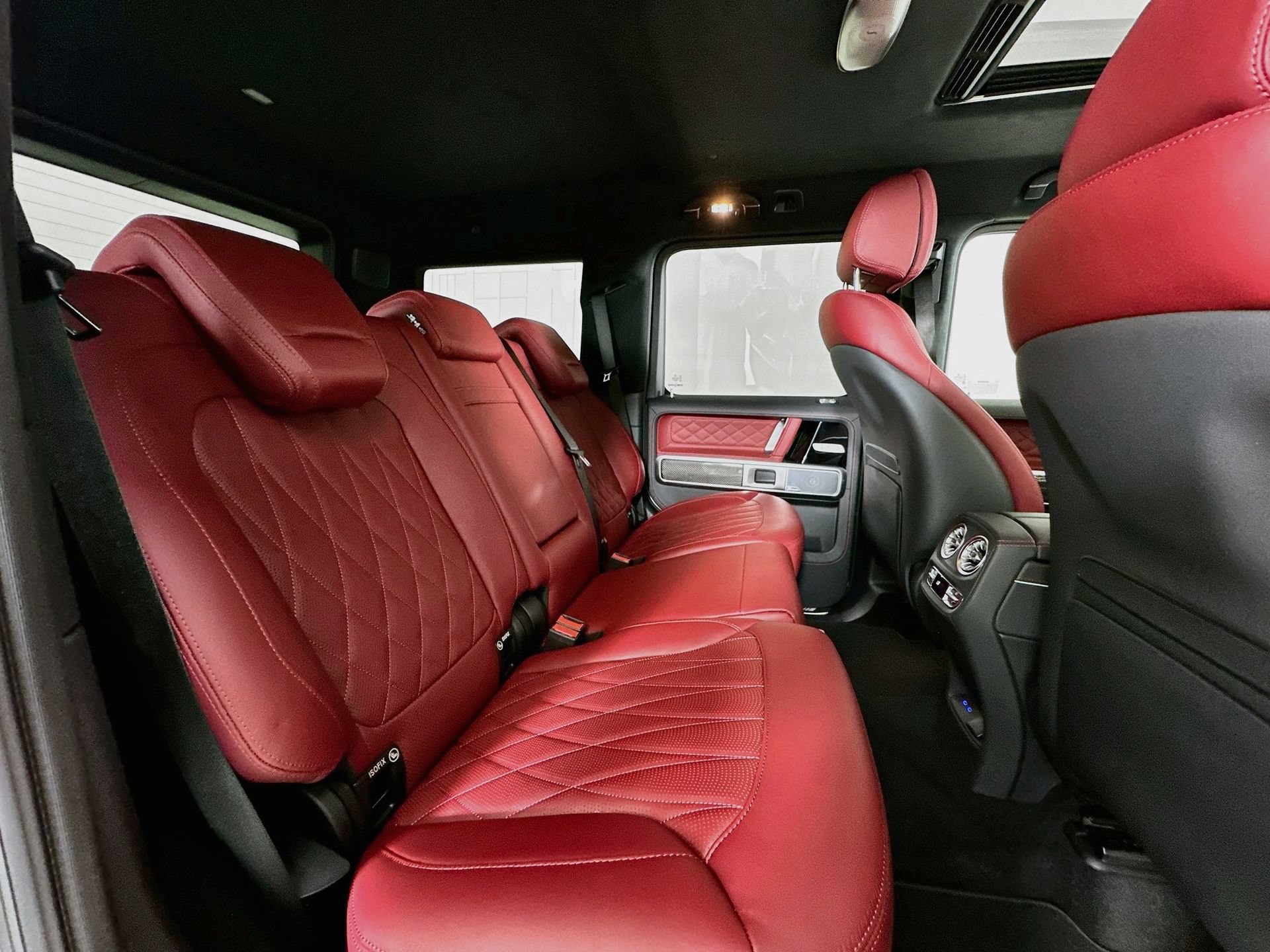 New 2027 Mercedes-Benz G 63 AMG 4MATIC image 30