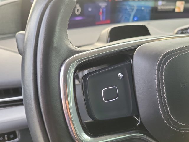 Certified 2025 Lincoln Navigator Reserve AWD/4WD image 29