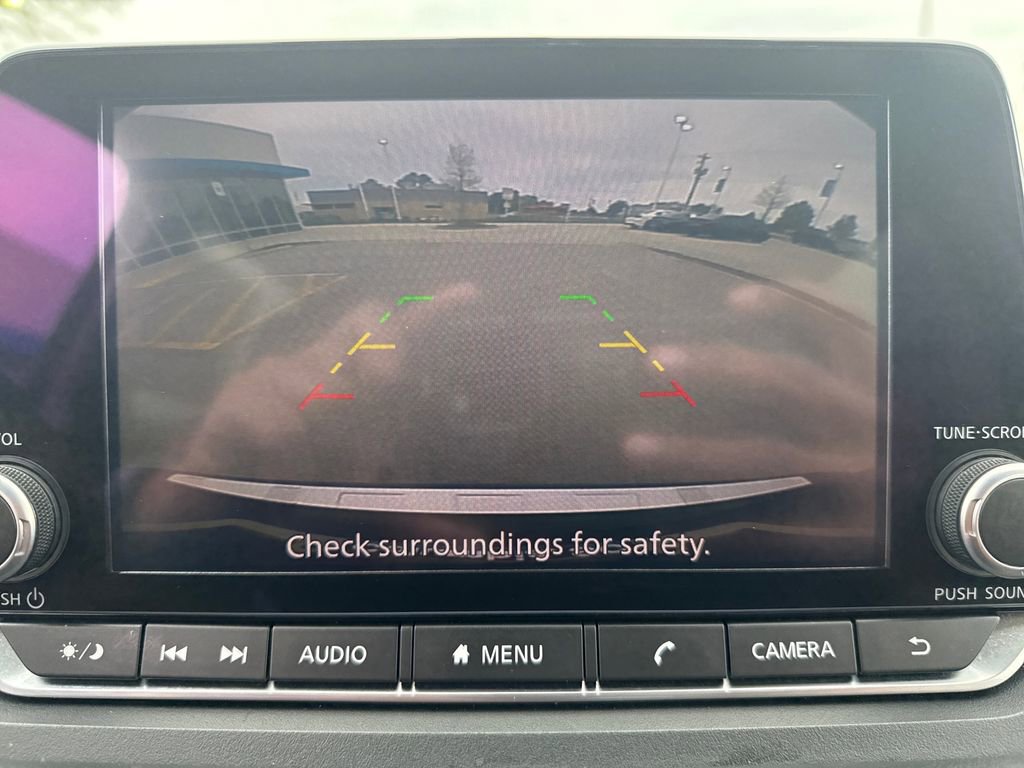 Used 2023 Nissan Rogue SV image 27