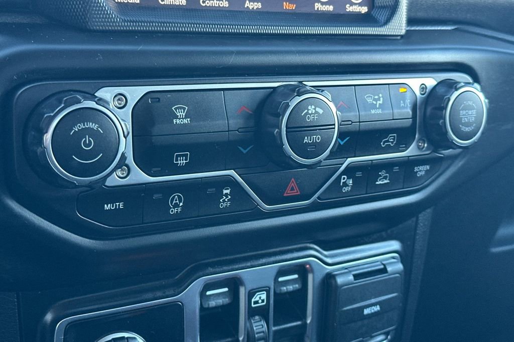 Used 2022 Jeep Gladiator Overland image 20