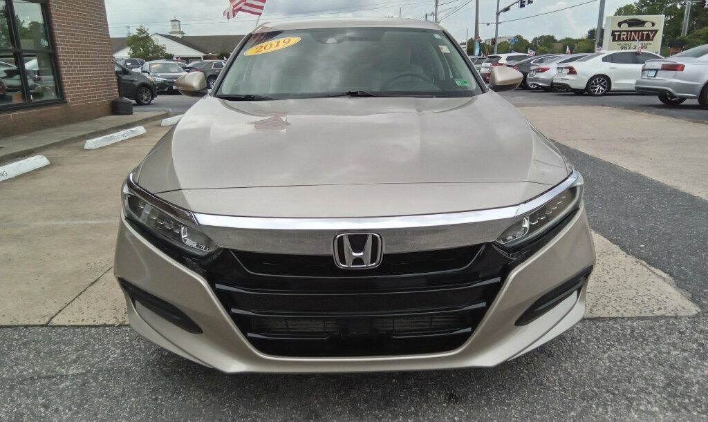 Used 2019 Honda Accord LX image 6